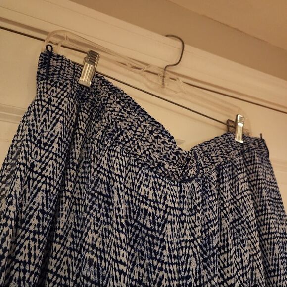 Faded Glory Blue and white sheer lined maxi skirt 3X - Picture 5 of 6